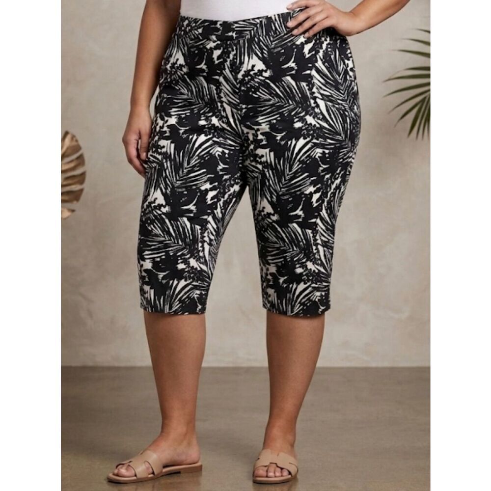 Lane Bryant Capris Sz 16 Black/White